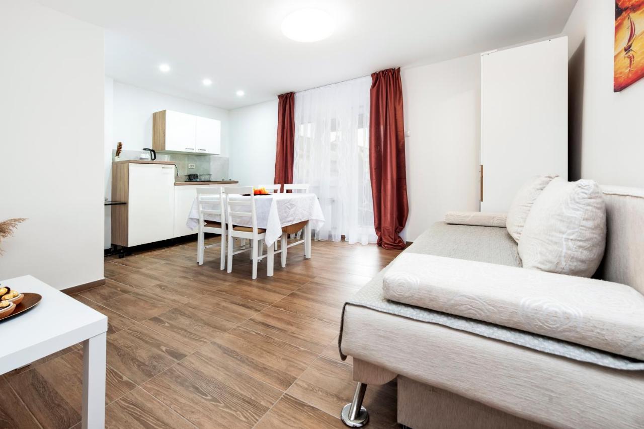 Apartment Sissy Ровинь Экстерьер фото